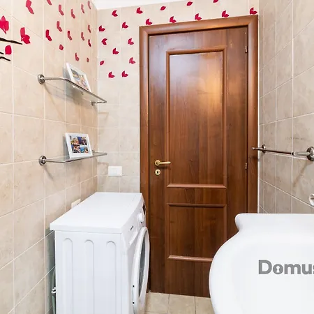 Domus Mattei Al Duomo By Domusextra * Neapol