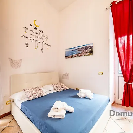 Domus Mattei Al Duomo By Domusextra Homestay