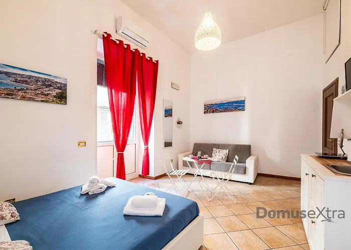 Pansiyon Domus Mattei Al Duomo By Domusextra Napoli